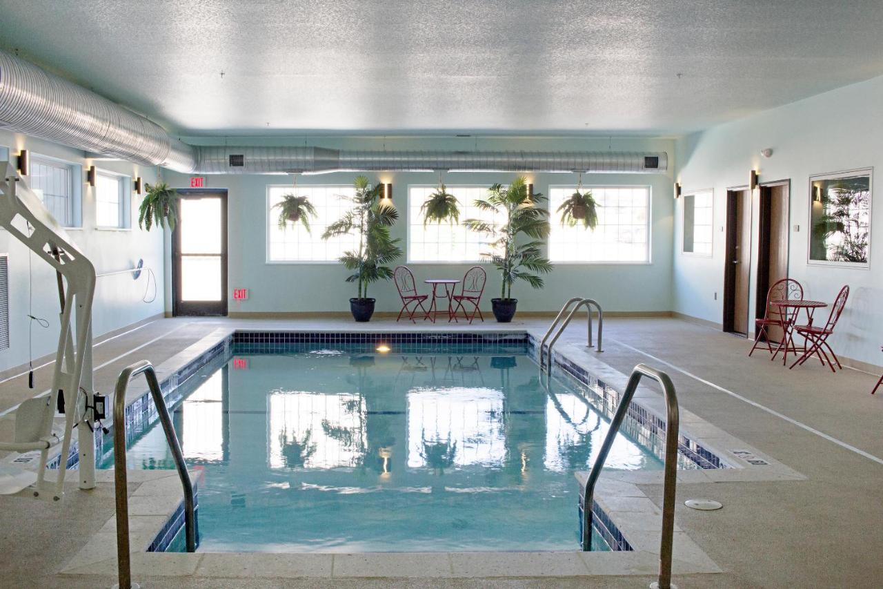 Newcastle Lodge & Convention Center Luaran gambar