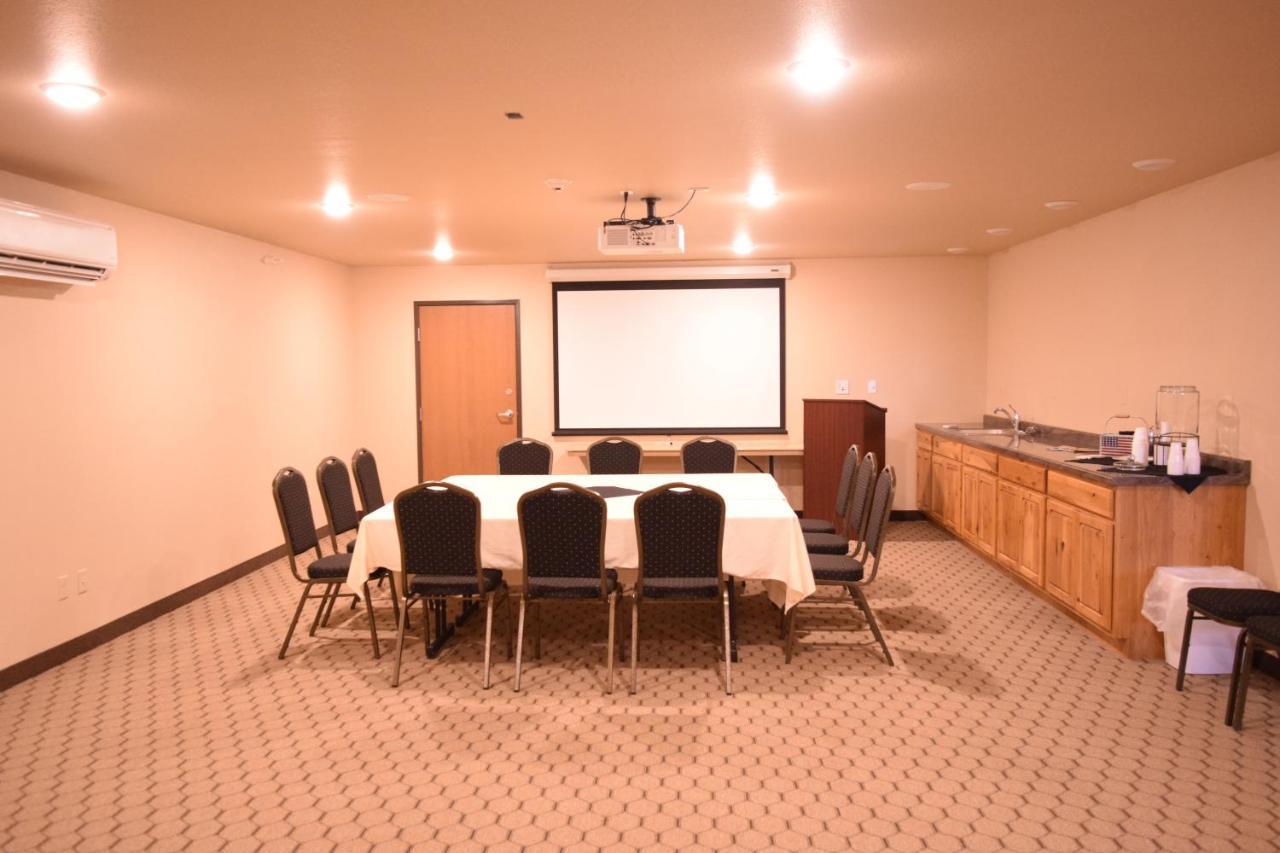 Newcastle Lodge & Convention Center Luaran gambar