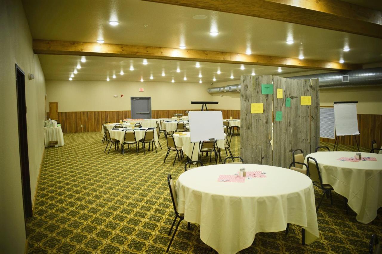 Newcastle Lodge & Convention Center Luaran gambar